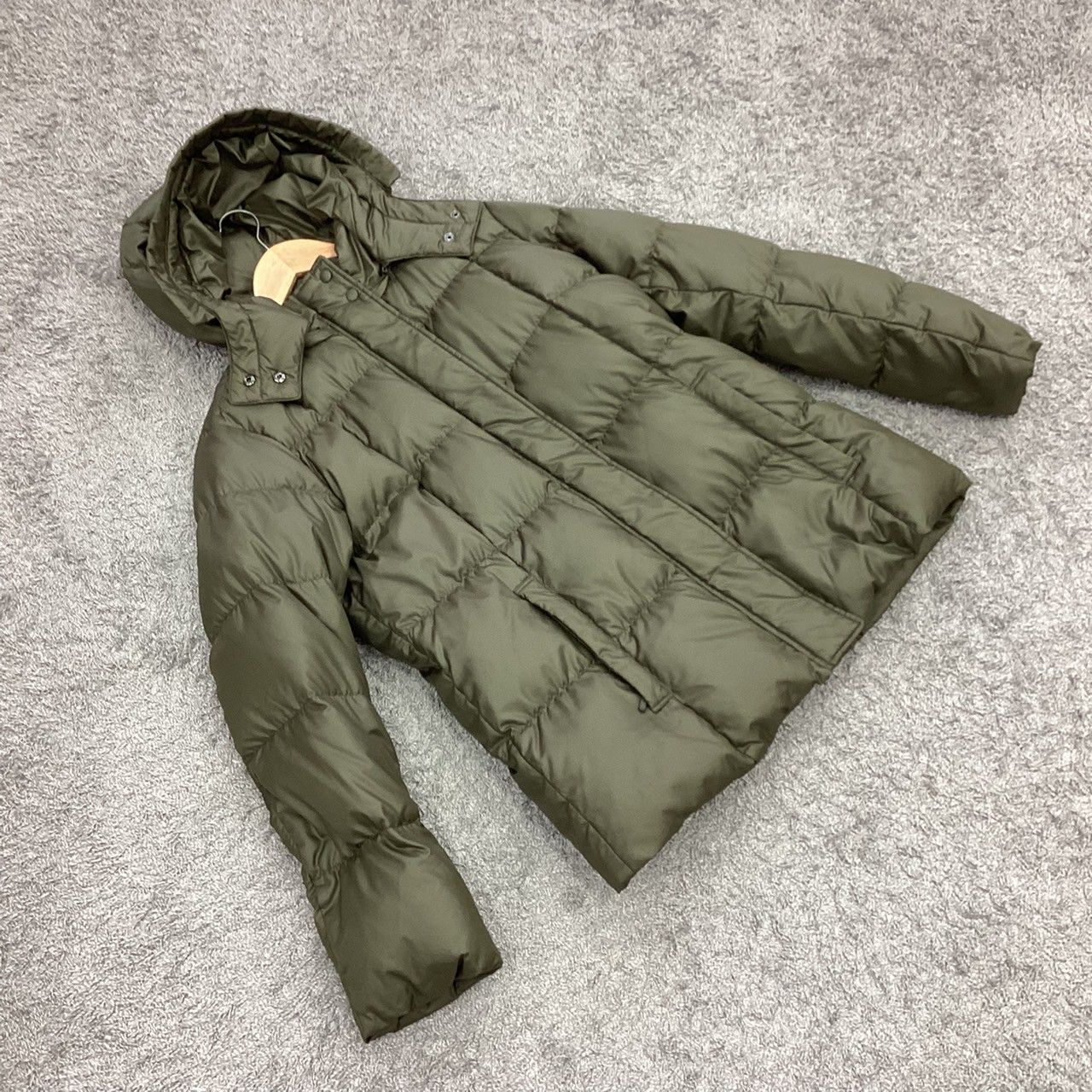 ✨未使用級✨大きいサイズXXL✨UNIQLO ユニクロ　ダウンコート　カーキ ☆UNIQLO☆ユニクロ♪ダウンジャケット♪コート♪フード付き
