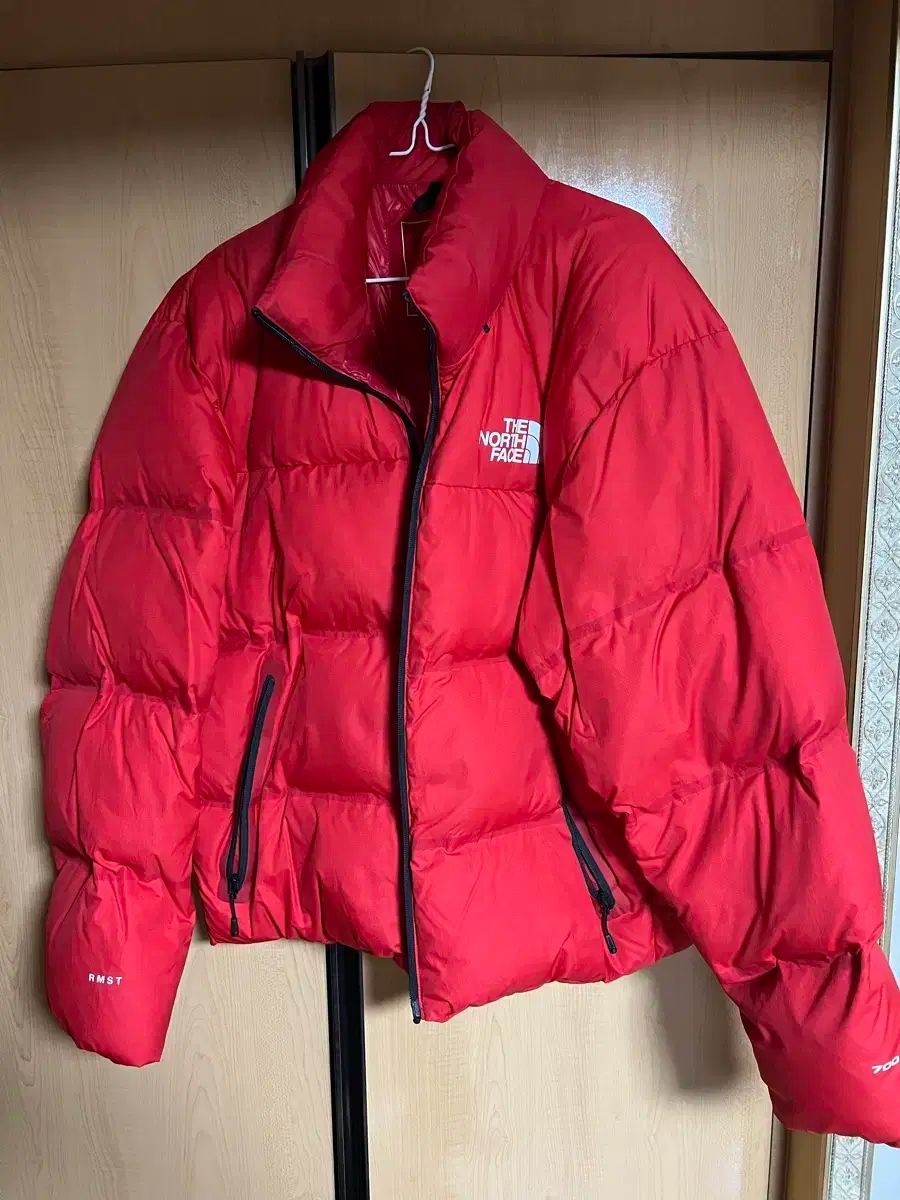 雷市場（ポンジャン）商品韓国直送】 THE NORTH FACE(ザノースフェイス) Nuptse(ヌプシ) RMST リマスター レッド L -  メルカリ