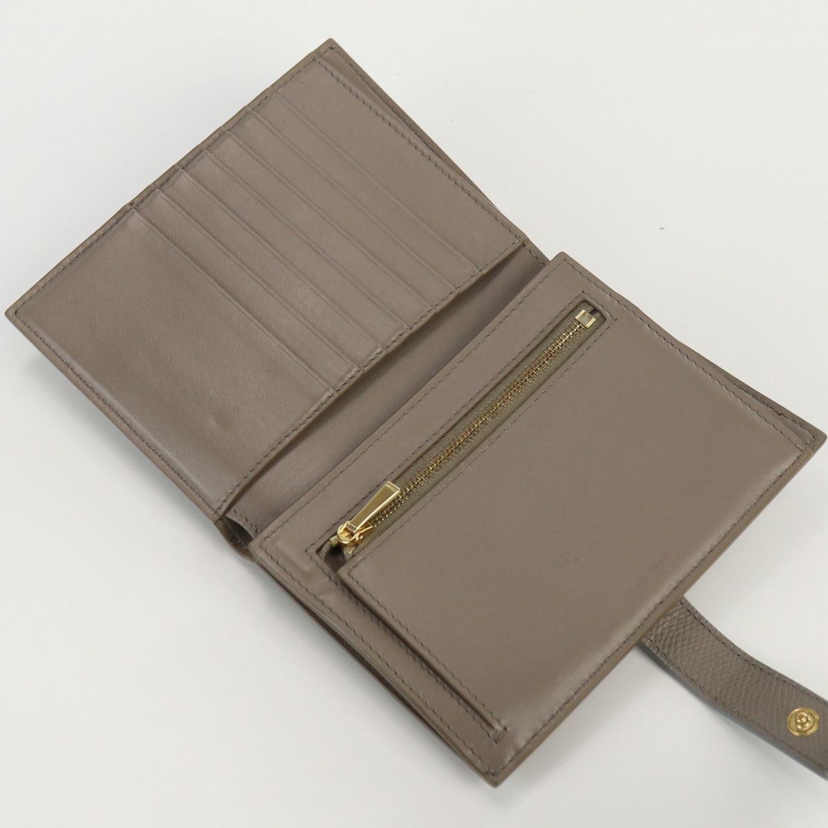 CELINE セリーヌ ミディアム ストラップ ウォレット 10B64 3BRU 10PI 二折財布小銭入付き カーフスキン【中古】 レディース CELINE（セリーヌ） MEDIUM STRAP WALLET ミディアム ストラップ