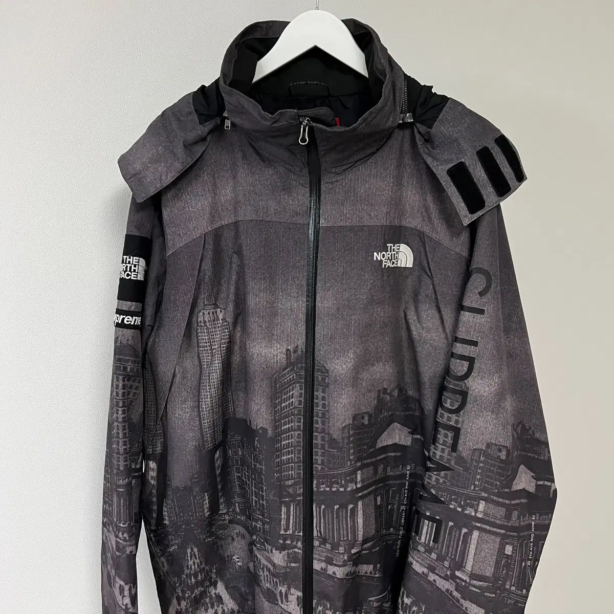 狼ゲーム 藍沢トモヤ ミニキャラ缶バッジ50個セット セブンズTV SEVEN