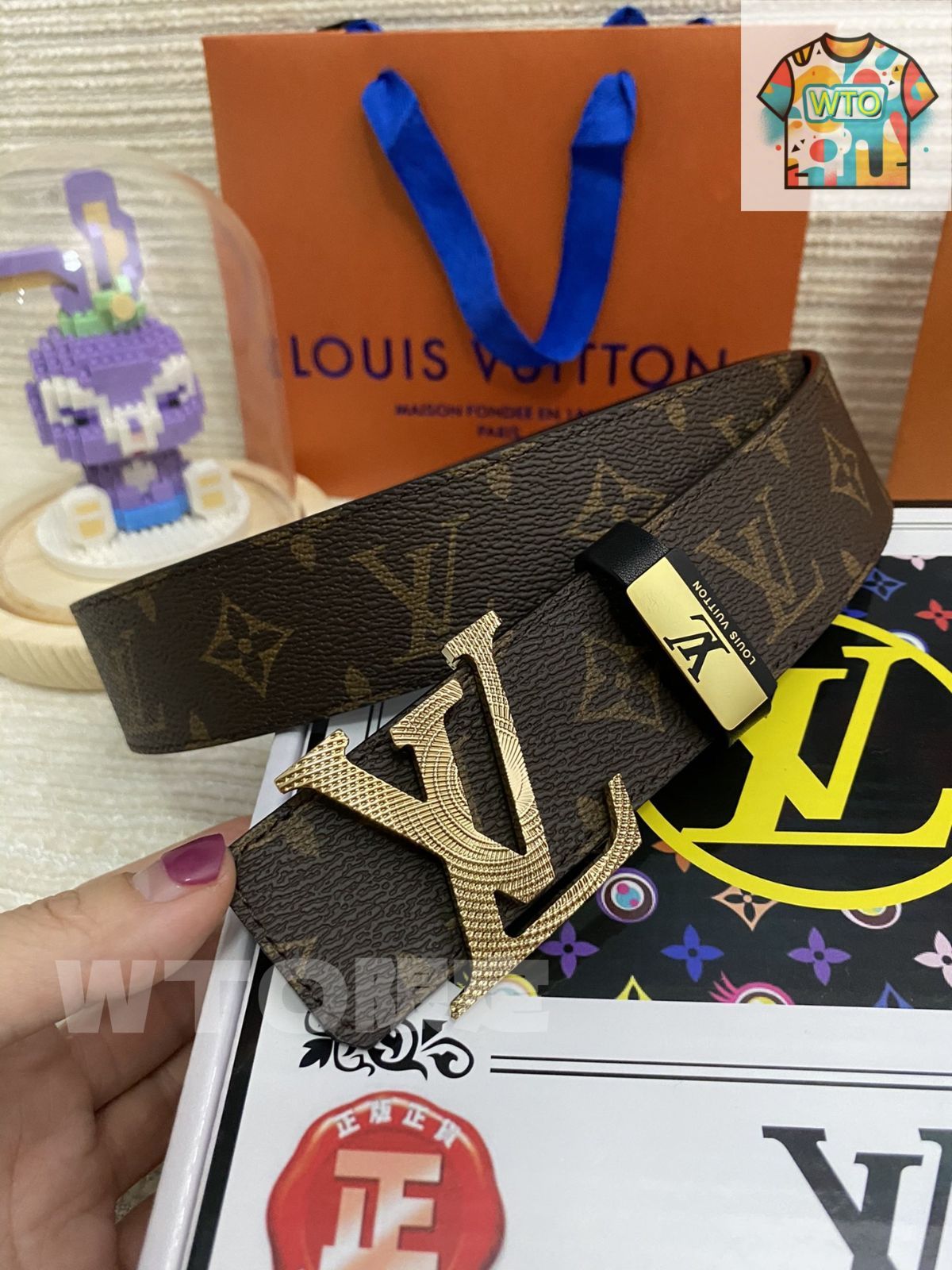 Louis Vuitton/LV ルイ・ヴィトン 真皮ベルト02 - メルカリ