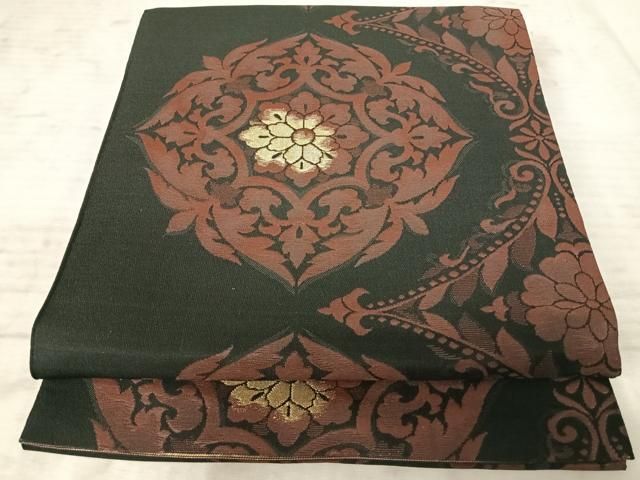 ●着物ふぁんた●全通袋帯 正倉院 花兎 逸品 黒緑地 b4235