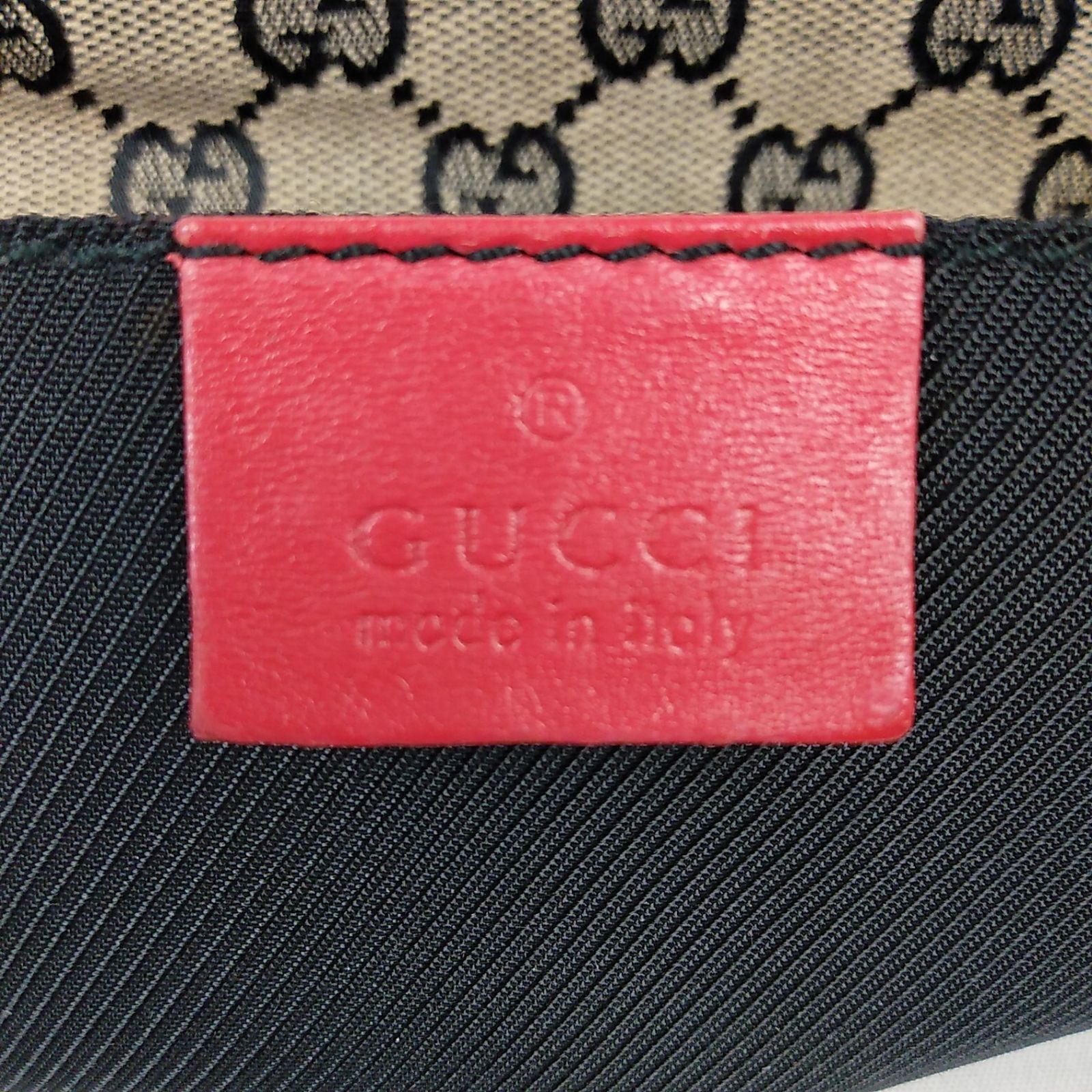 2501-82｜美品｜グッチ GGキャンバス ショルダーバッグ レッド - メルカリ