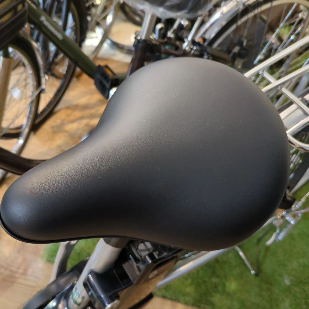 BROOKS Cambium C67 クロスバイクやコミューターに！