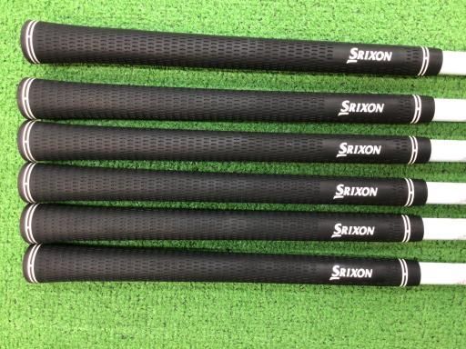 ご確認用 図の75177』フロントシートのヘッドレストのみ MR720522 ミニカ