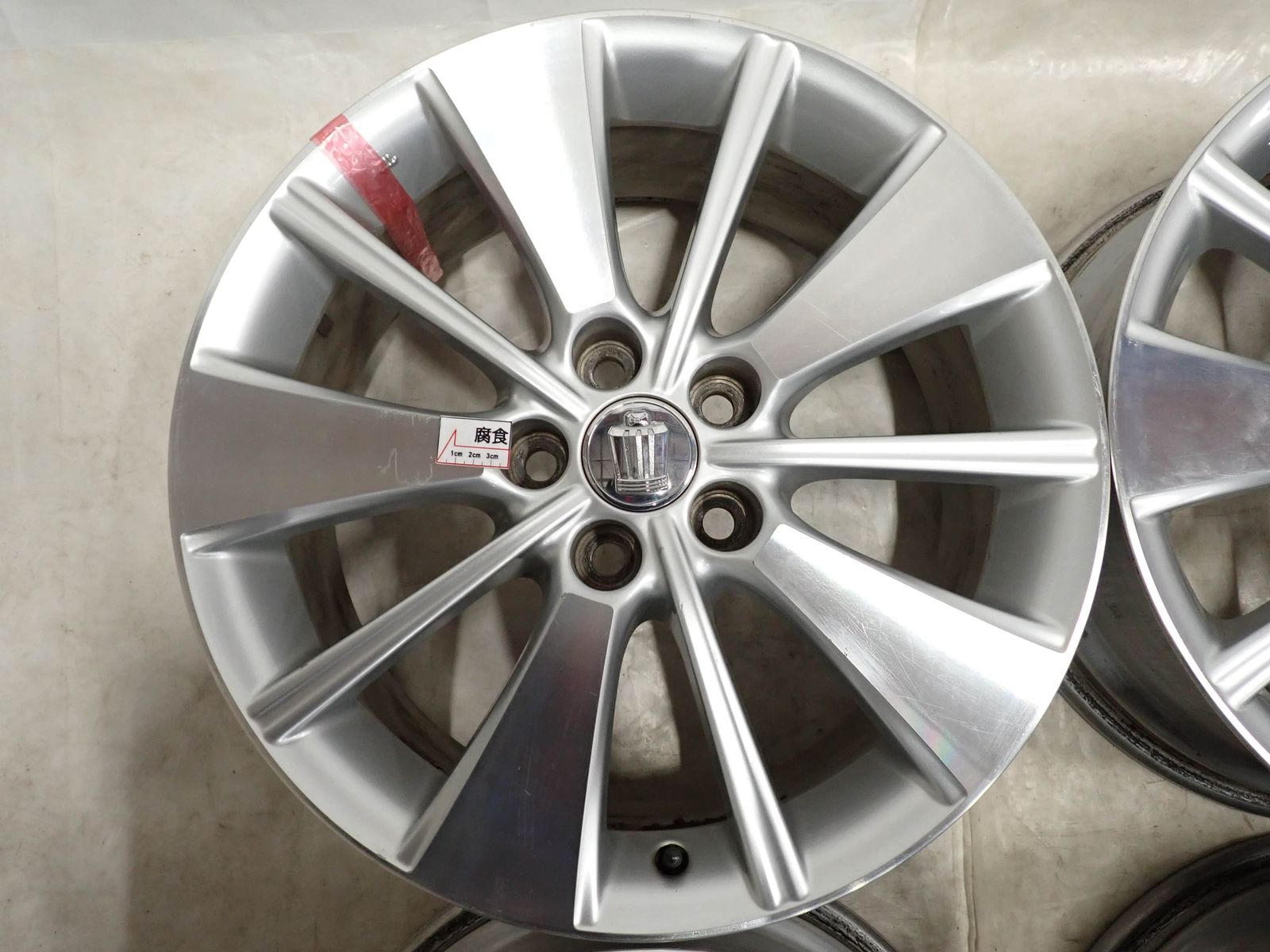 トヨタ純正 クラウン ホイール ４本　18×8J 5穴 トヨタクラウン純正アルミホイール 4個セット18インチ 8J 5穴