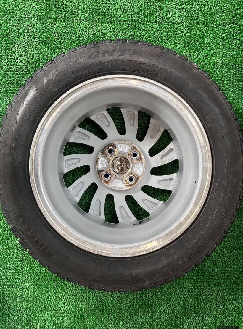 管理番号 244-109】バリ溝 アクア 純正 アルミ15インチ 6J+40
