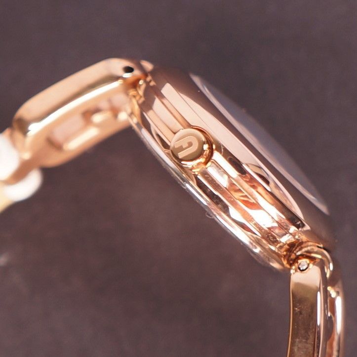 未使用品】 FURLA ARCO CHAIN レザーベルト 電池交換済 - メルカリ