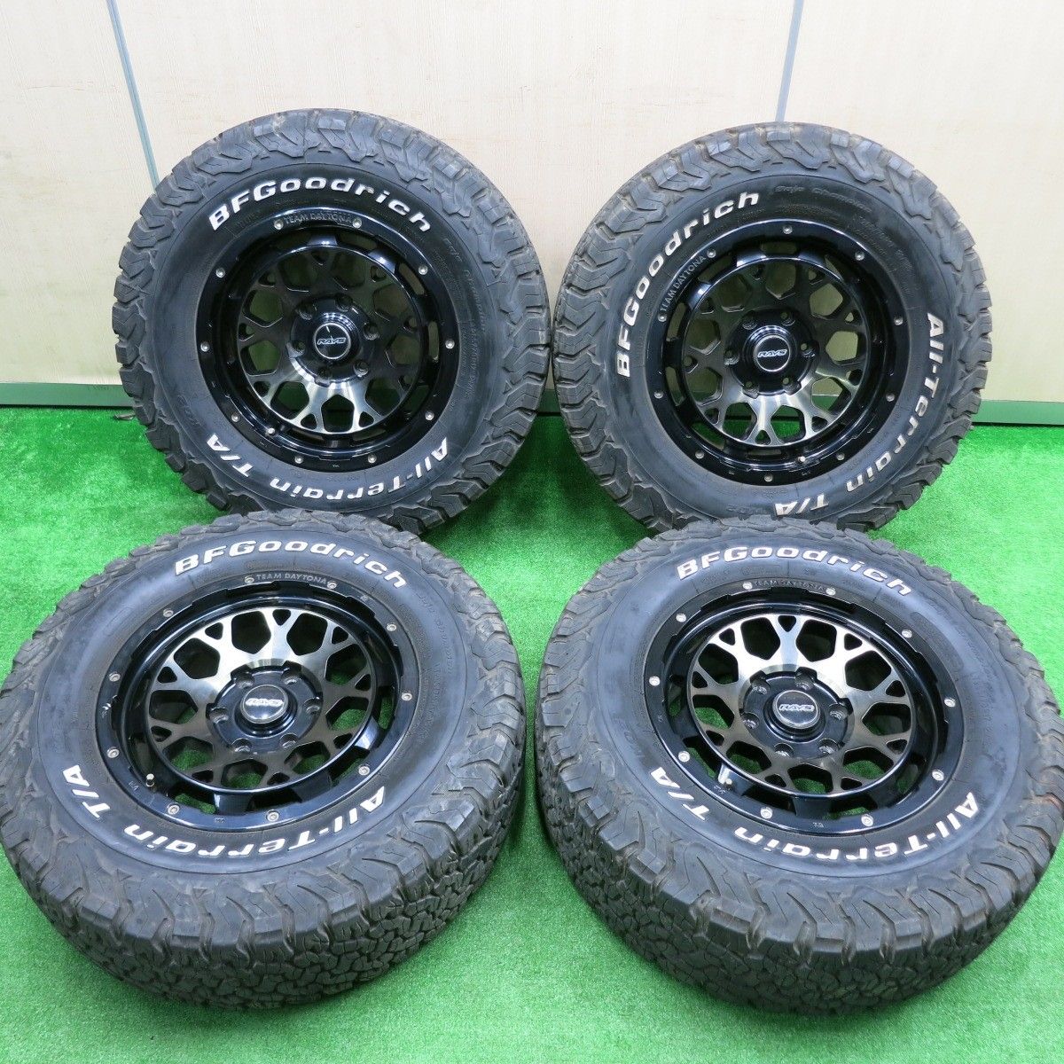 レイズデイトナM9 17インチグッドリッジ265/70R17 - 17インチ