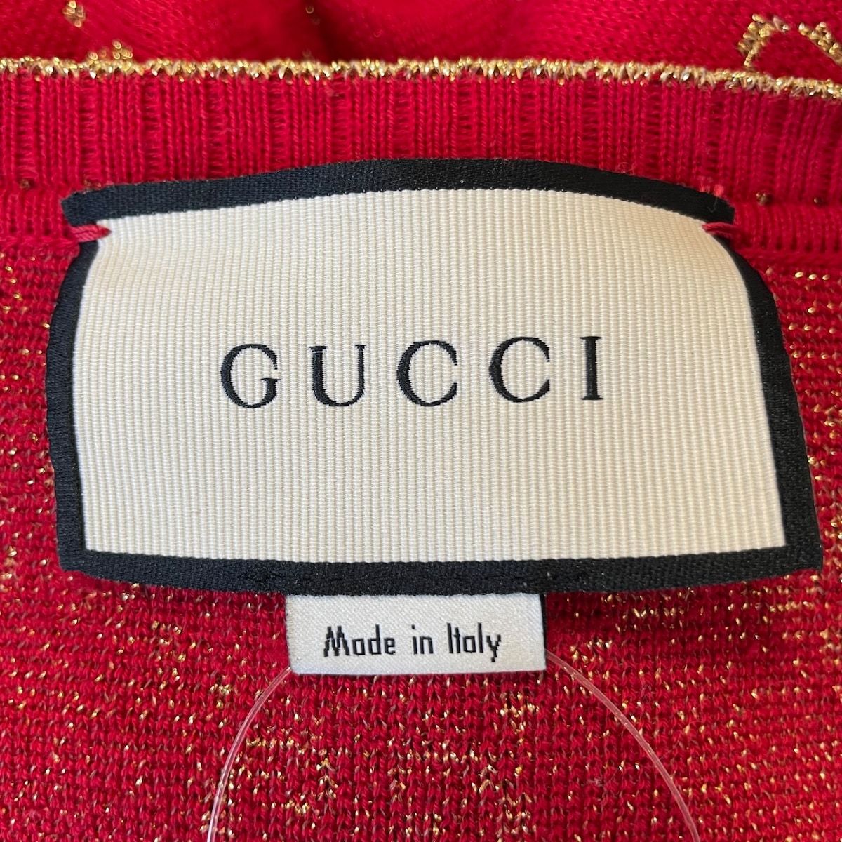 GUCCI(グッチ) 長袖セーター サイズM レディース美品 - レッド×ゴールド Vネック/ニット/GG柄