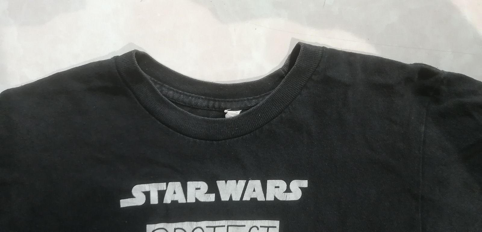 STAR WARS スターウォーズ　MANDALORIAN（マンダロリアン）グローグープリントTシャツ　サイズＳ