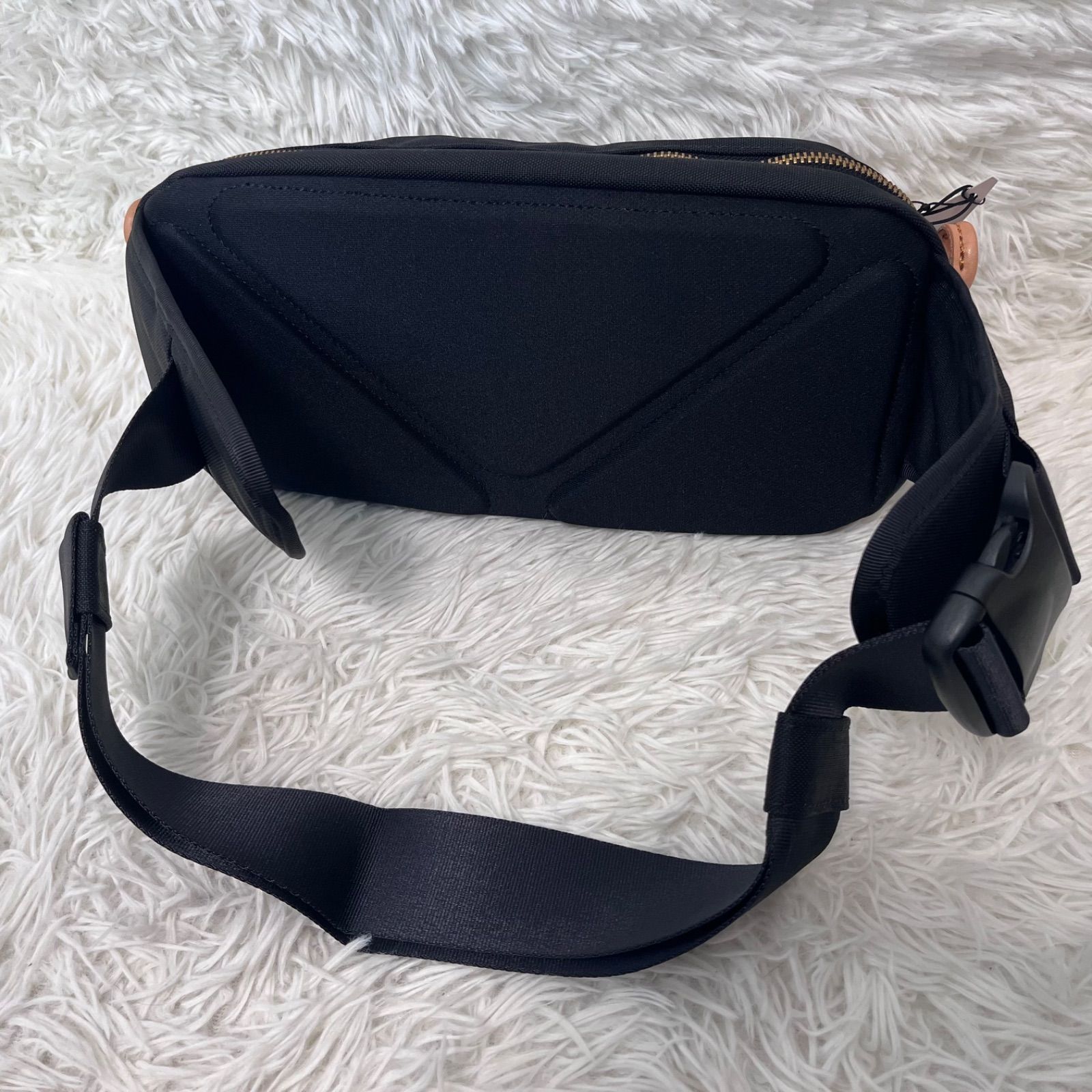 現行・美品✨ FIVE WOODS ボディバッグ ファイブウッズ ブラック 新品未使用 FIVE WOODS レザー ボディバッグ PLATEAU ブラック