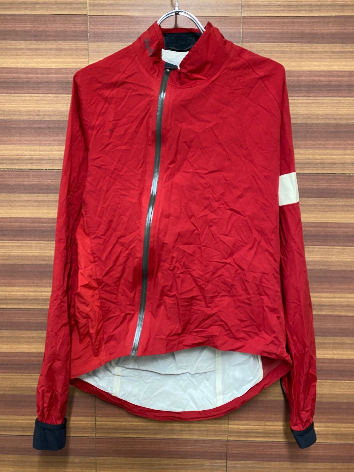 IN606 ラファ Rapha CLASSIC RAIN JACKET 長袖 サイクルジャケット 赤