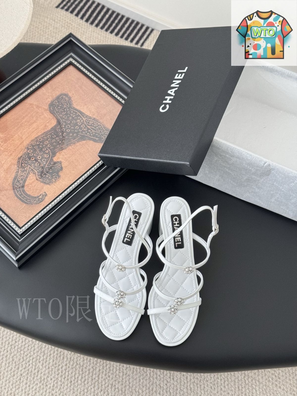 輝きを添えて☆ CHANEL サンダル CHANEL（シャネル）サンダル 黒 サイズ:EU37(23.5cm位