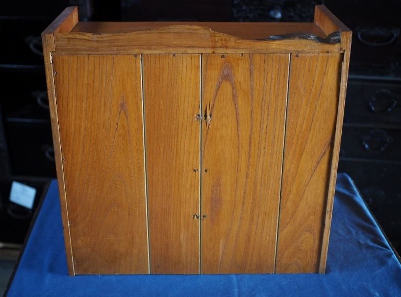  100%品質保証、送料無料。 天然木造り小型８杯ドロワー 昭和後期 古録展 送料無料 品番S10730 【品質保証】