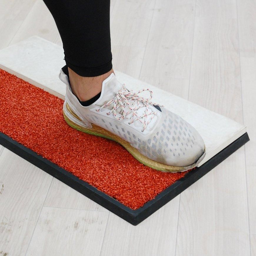 ピッチャープレート 体育館