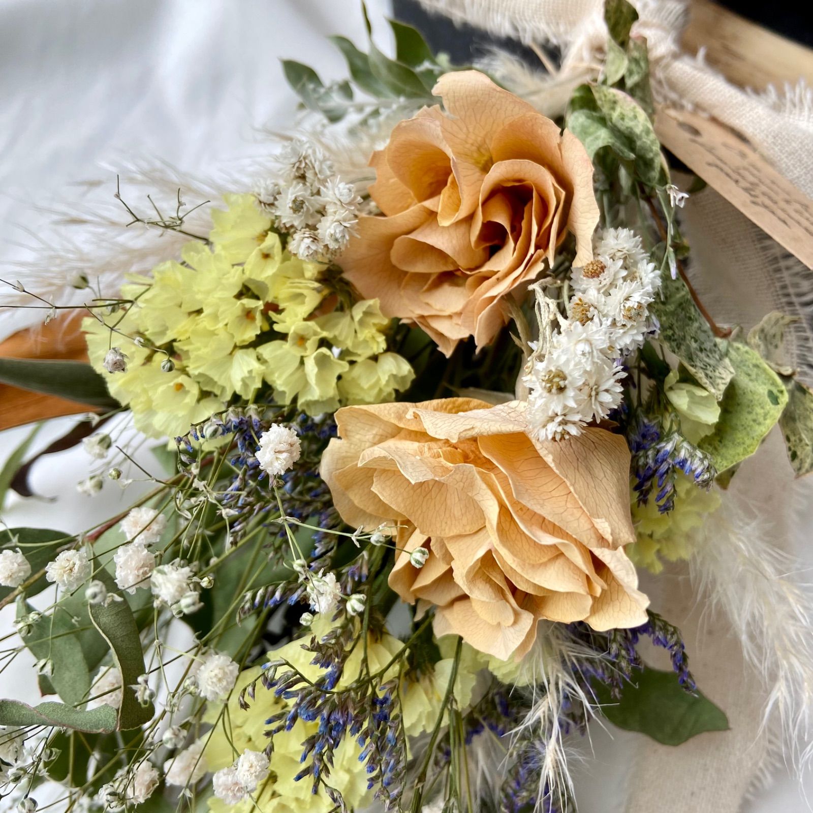 イエロースターチスのドライフラワースワッグ