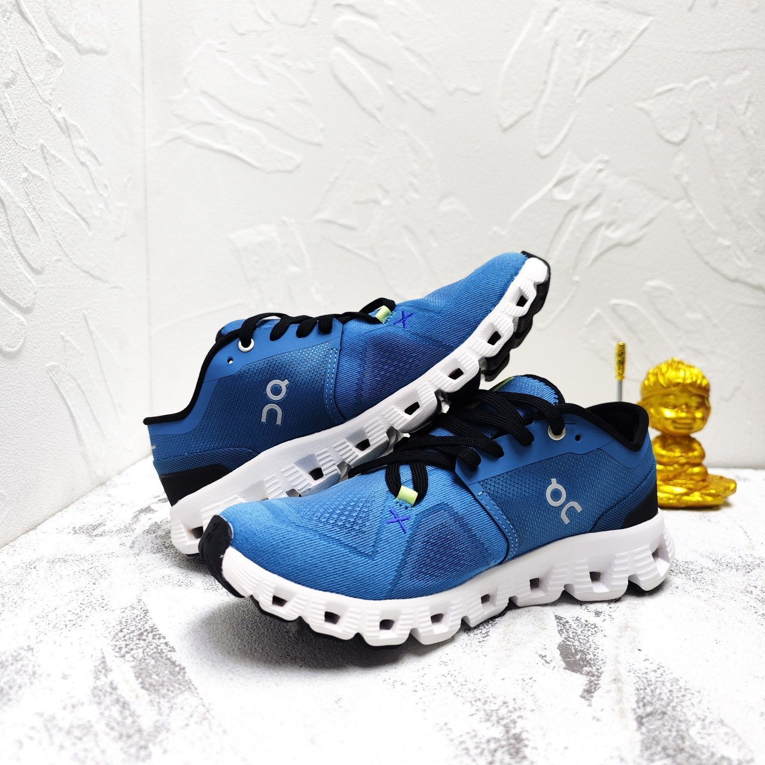 On オン クラウドエックス3 on Cloud X3 ランニングシューズ 超