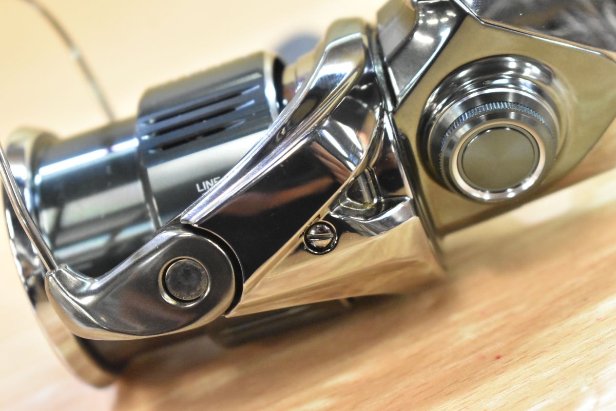 シマノ 22 ステラ 2500 S スピニングリール SHIMANO STELLA ブラックバス バス エギング 釣り