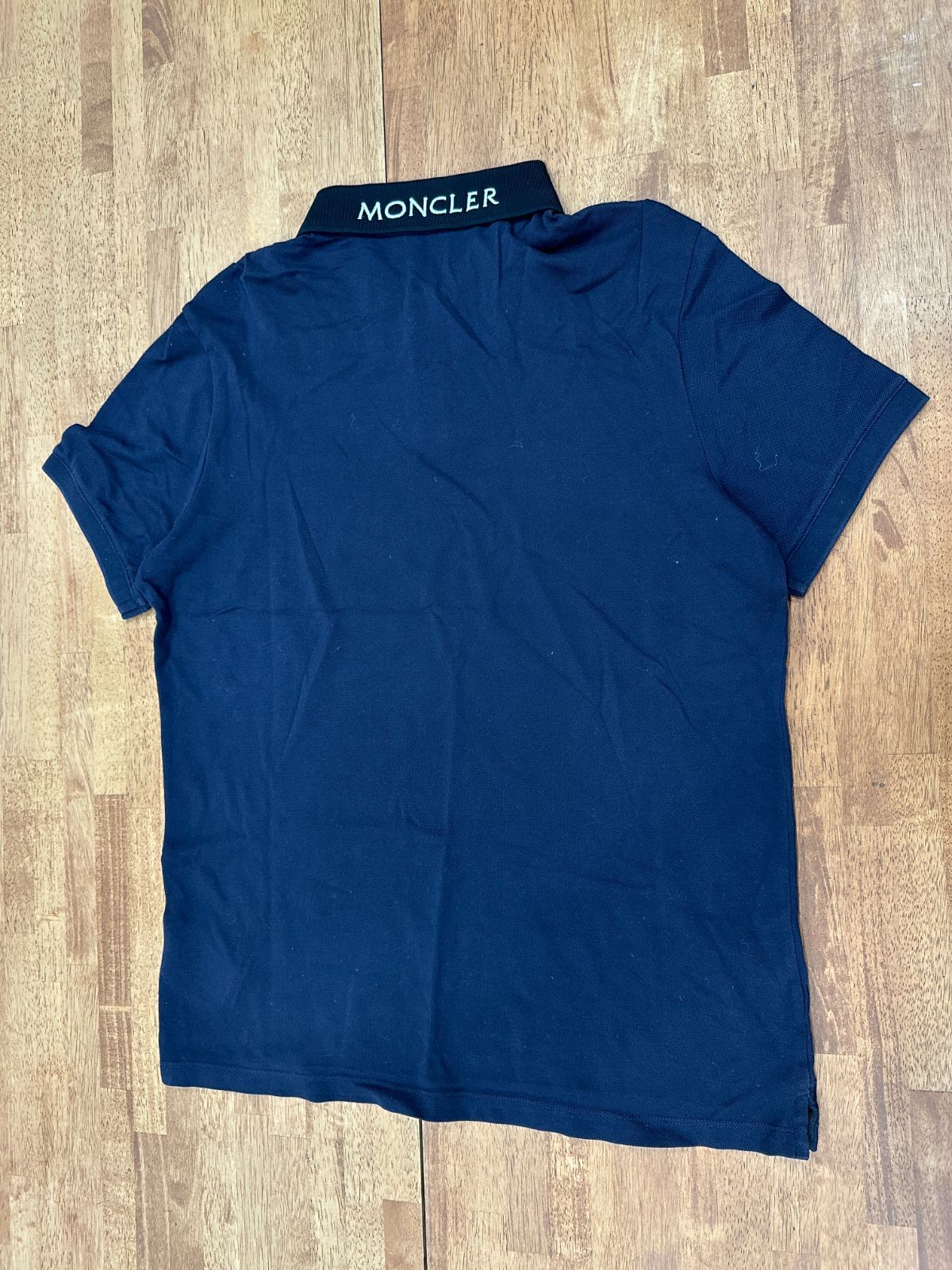 MONCLER ネイビー ポロシャツ Mサイズ モンクレール トップス ポロシャツ ネイビー B25041629 - メルカリ