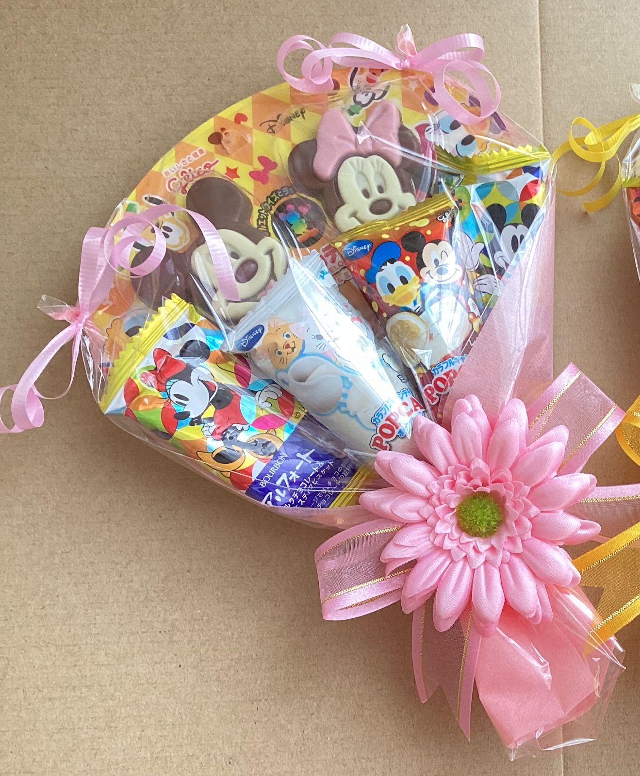 masa様ご注文分♡風船無しお菓子ブーケ64個　プチギフト　卒業　ホワイトデー 夏季対応 大人気！ 風船無しお菓子ブーケ♡2個 プチギフト 発表