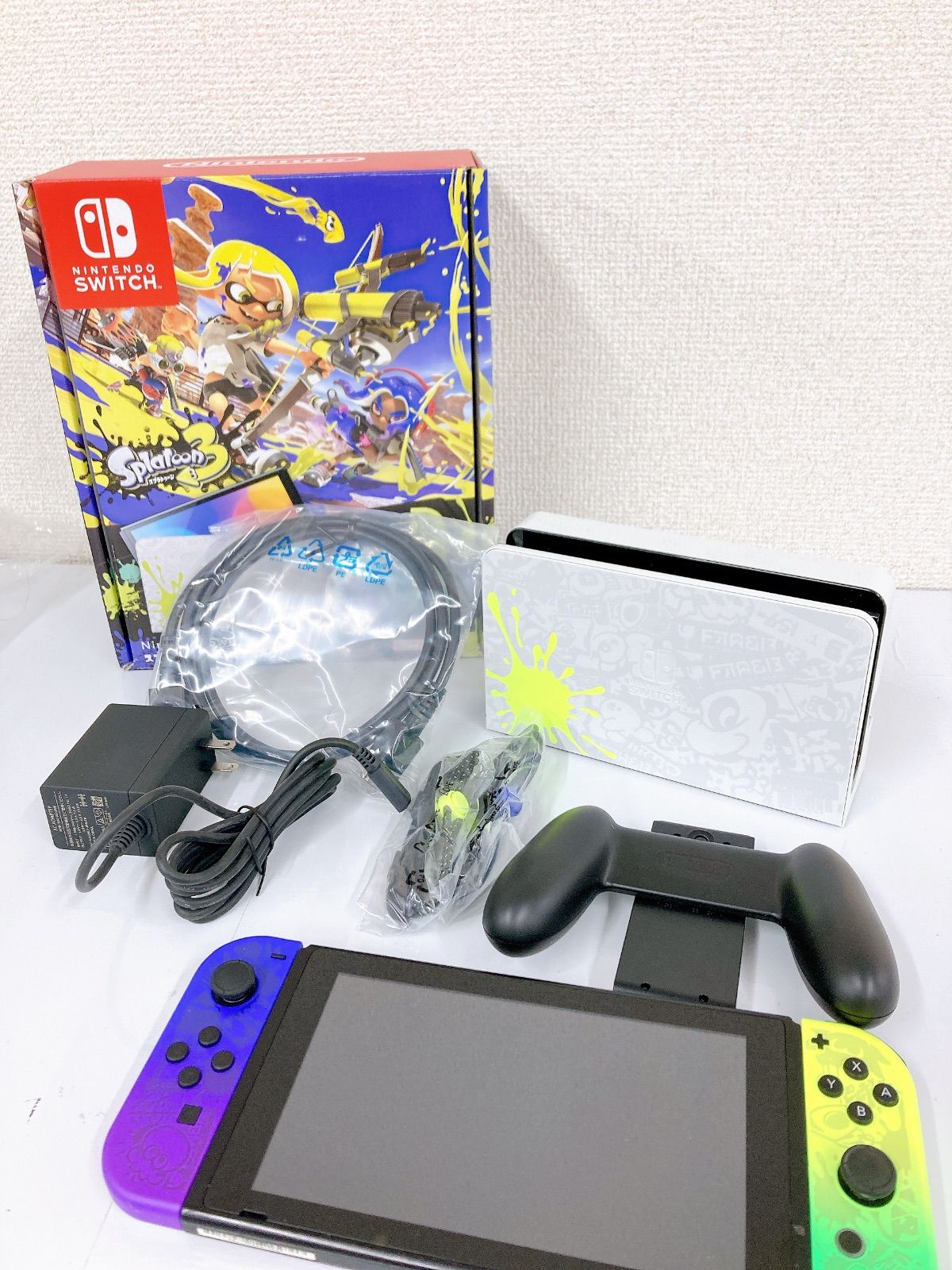 ￥ 通電 済み Nintendo Switch スプラトゥーン3 エディション 本体 | 本体汚れあり ゲーム機本体 2