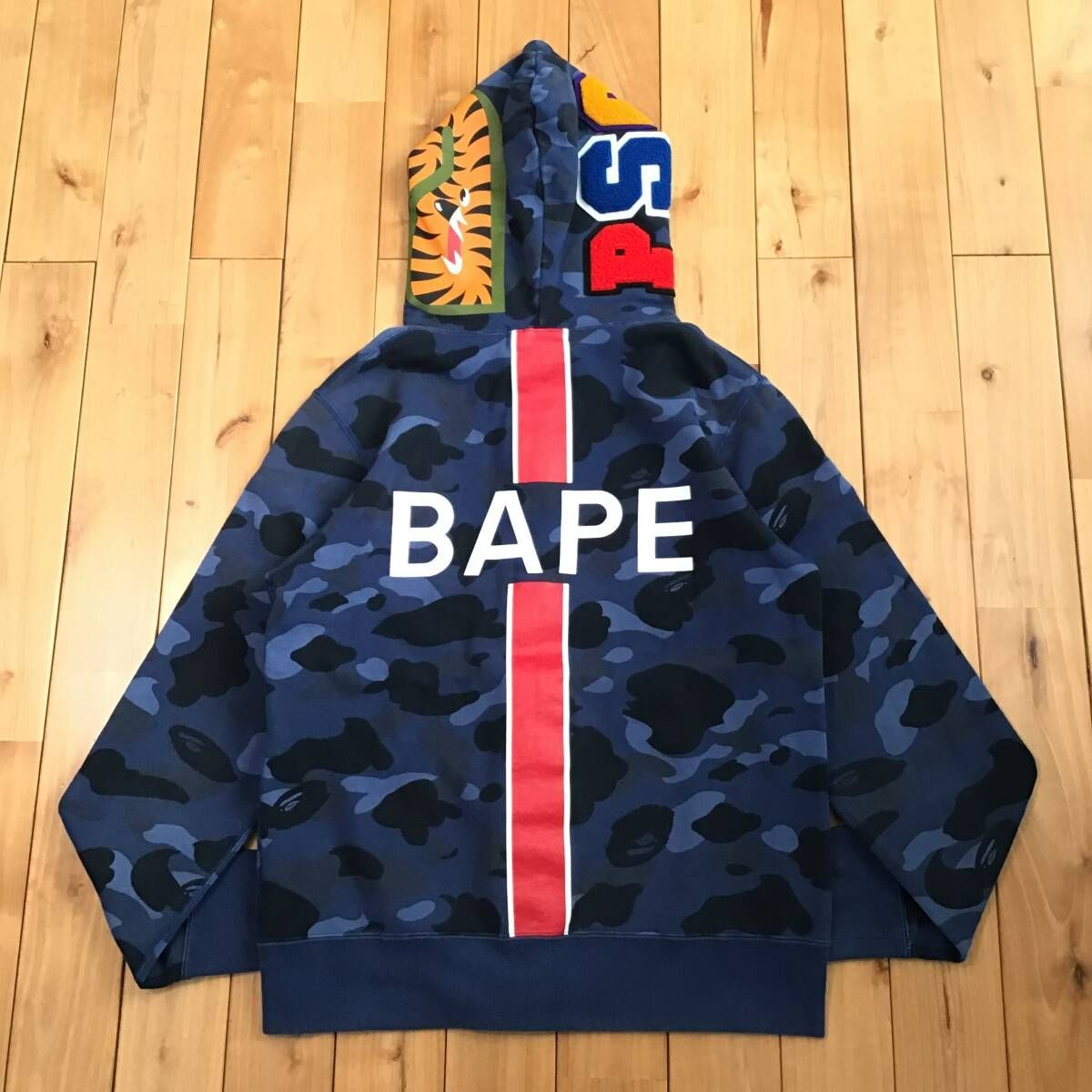☆激レア PSG シャーク パーカー Mサイズ a bathing ape BAPE camo 