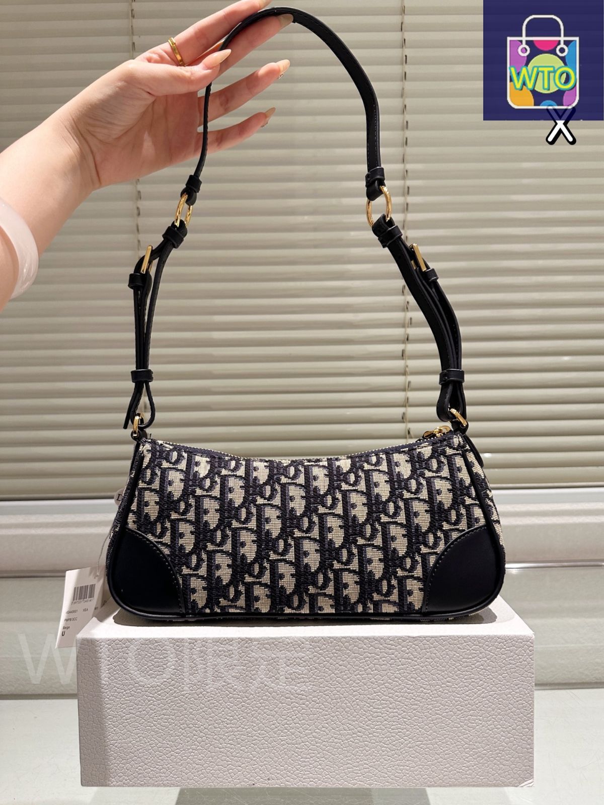 Diorディオール★Underarm Bag★アンダーアームバッグ★ブラック 今日特価】DIOR Baguette Hobo Underarm Bag ディオール