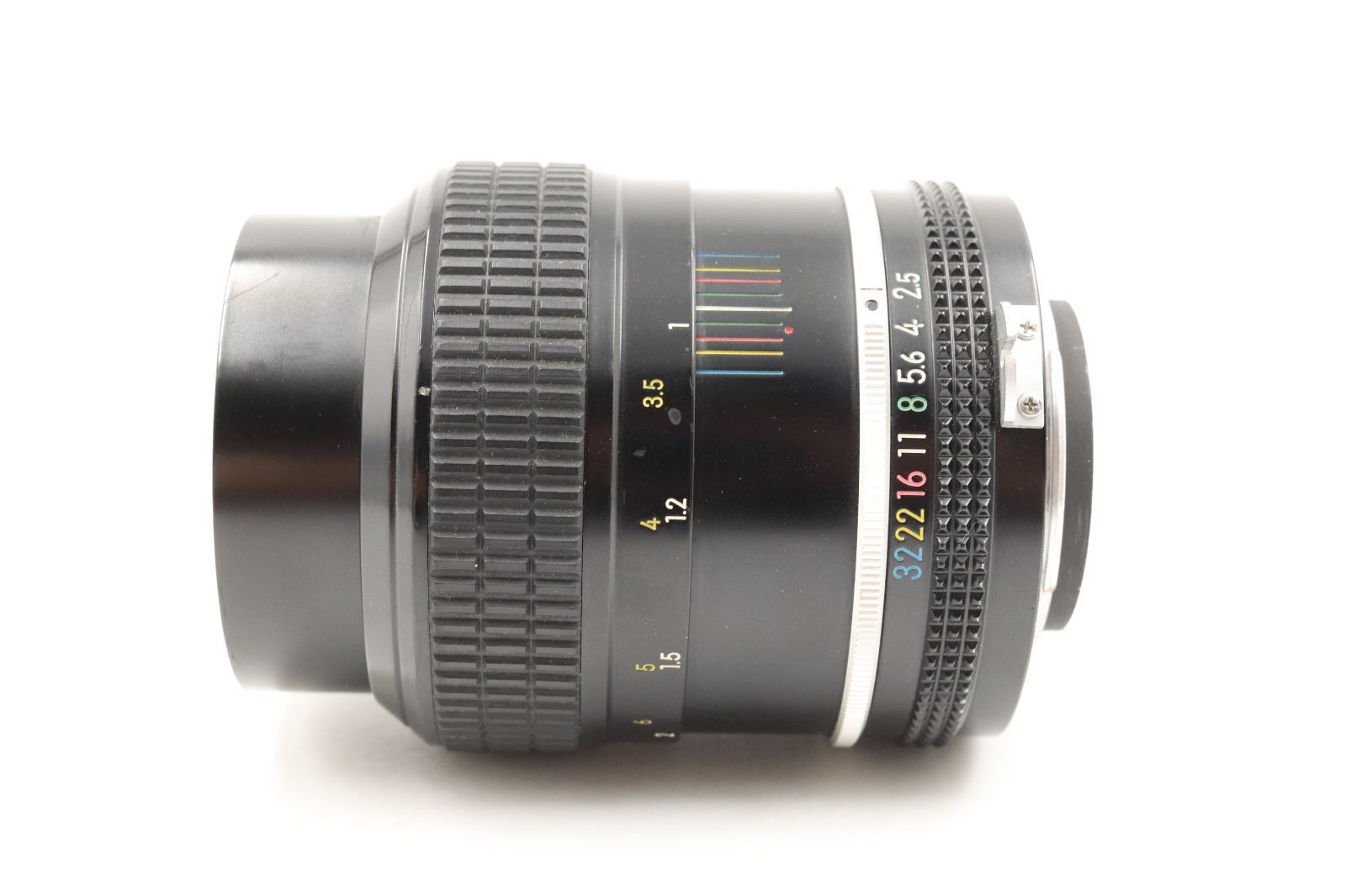 ★極上品★ Nikon Ai NIKKOR 105mm F2.5 単焦点レンズ 良上品☆ニコン Nikon New Nikkor 105mm F2.5 MF Lens 大口径 単