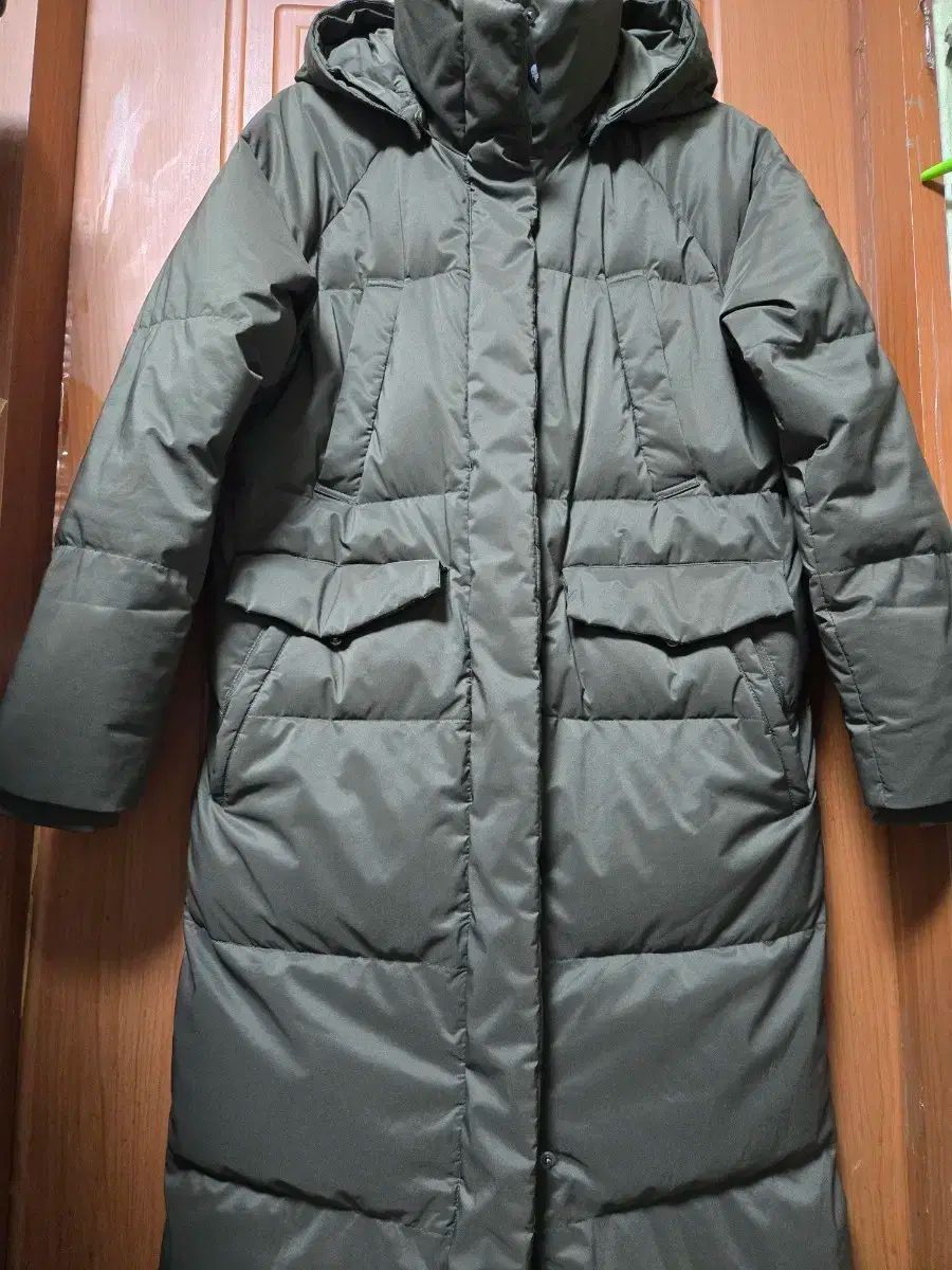 THE NORTH FACE ザノースフェイス カーキ色 ロング ダウン