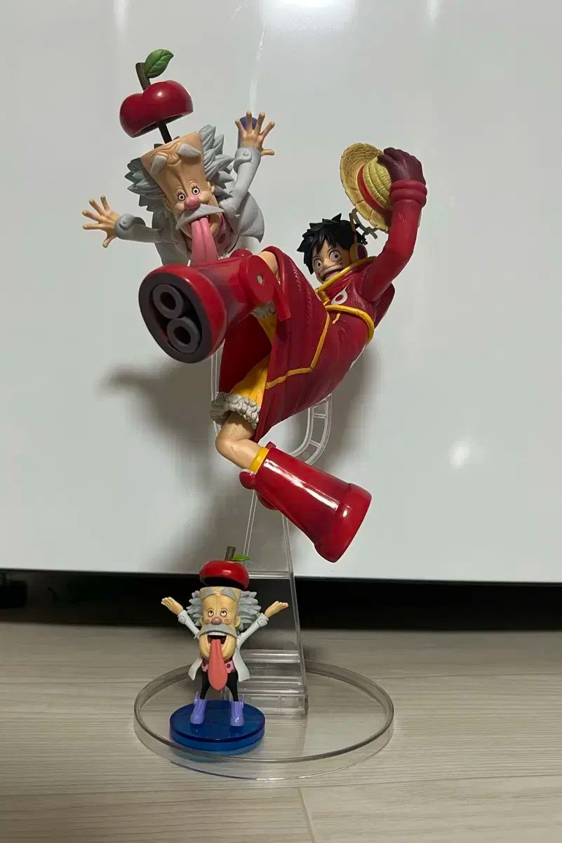 送料選べる4種類 ラストワン賞 Dr.ベガパンク&モンキー・D・ルフィ