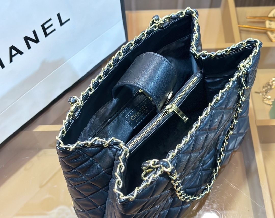 美品★CHANEL シャネル  ショルダーバッグ ハンドバッグ  財布  3点セットバッグ