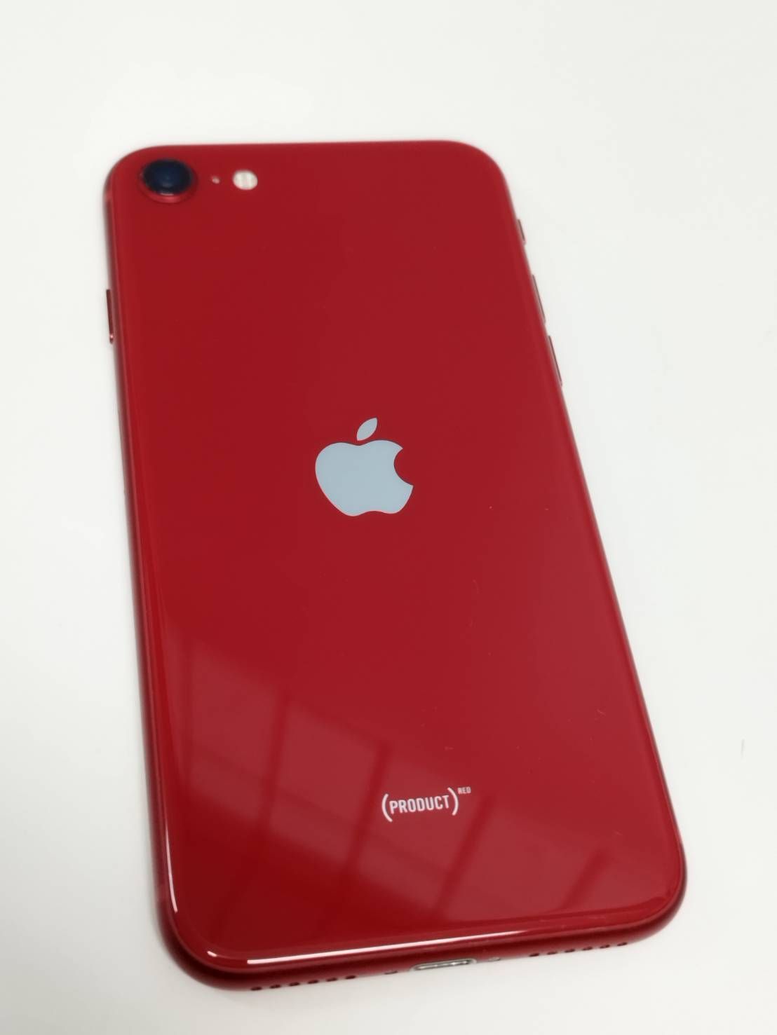iPhone SE レッド iPhone SE in Apple iPhone | Red - Walmart.com