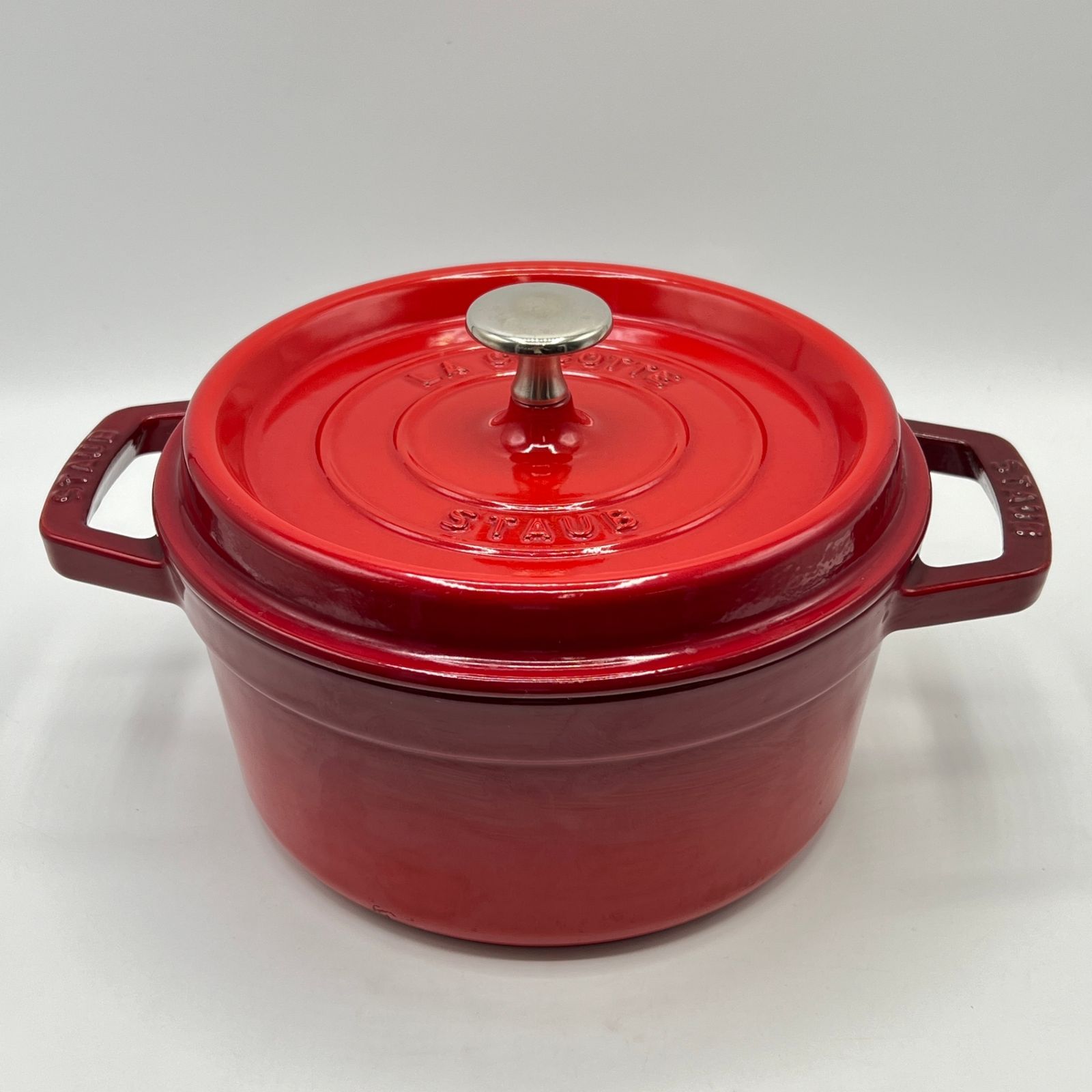 staub 20cm 鍋　チェリーレッド 新品】STAUB 鍋 20cm チェリー（レッド） 【公式通販】