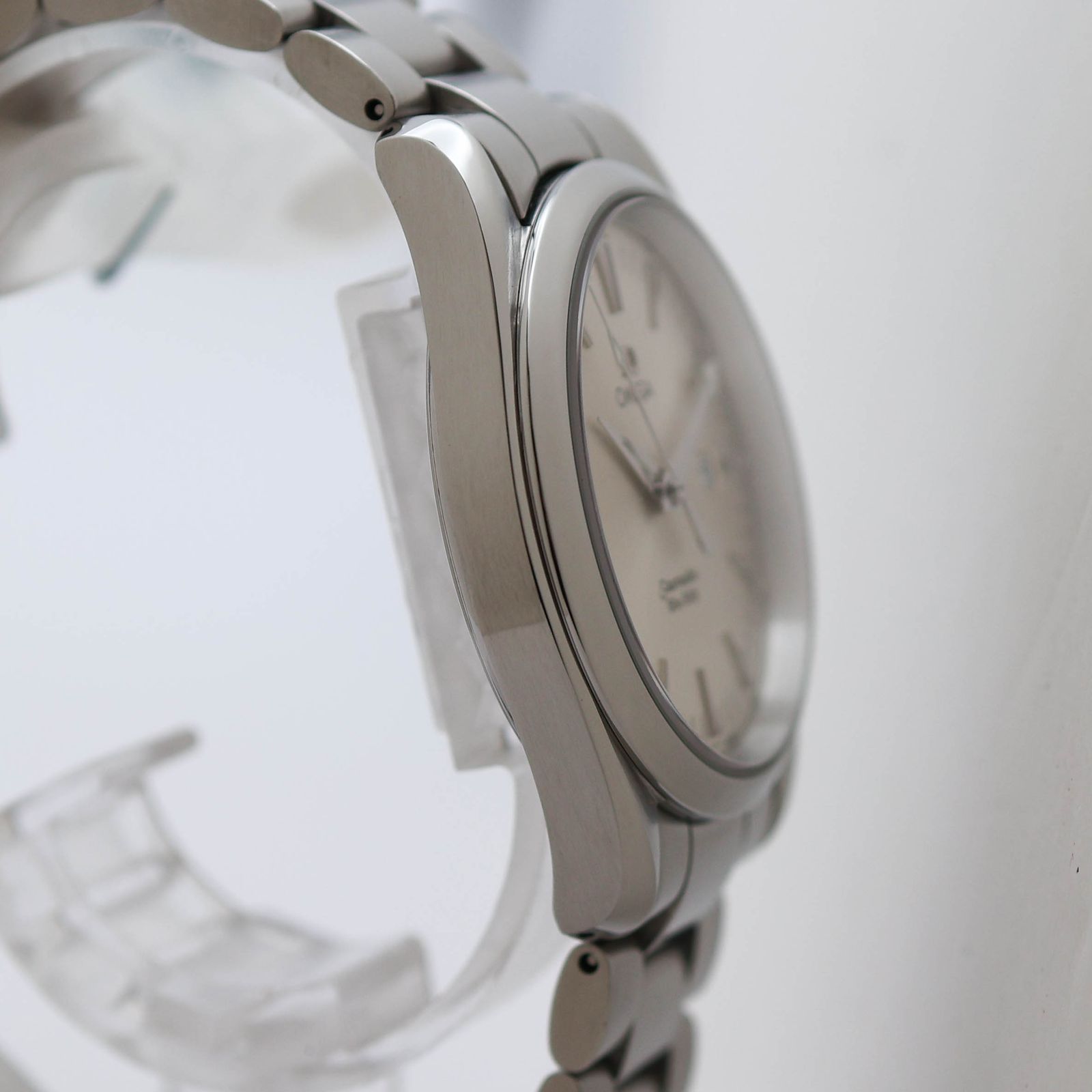 オメガ OMEGA シーマスターアクアテラ 2517.30 OMEGA Seamaster Aqua Terra クオーツ 腕時計 メンズ ユニセックス シルバー