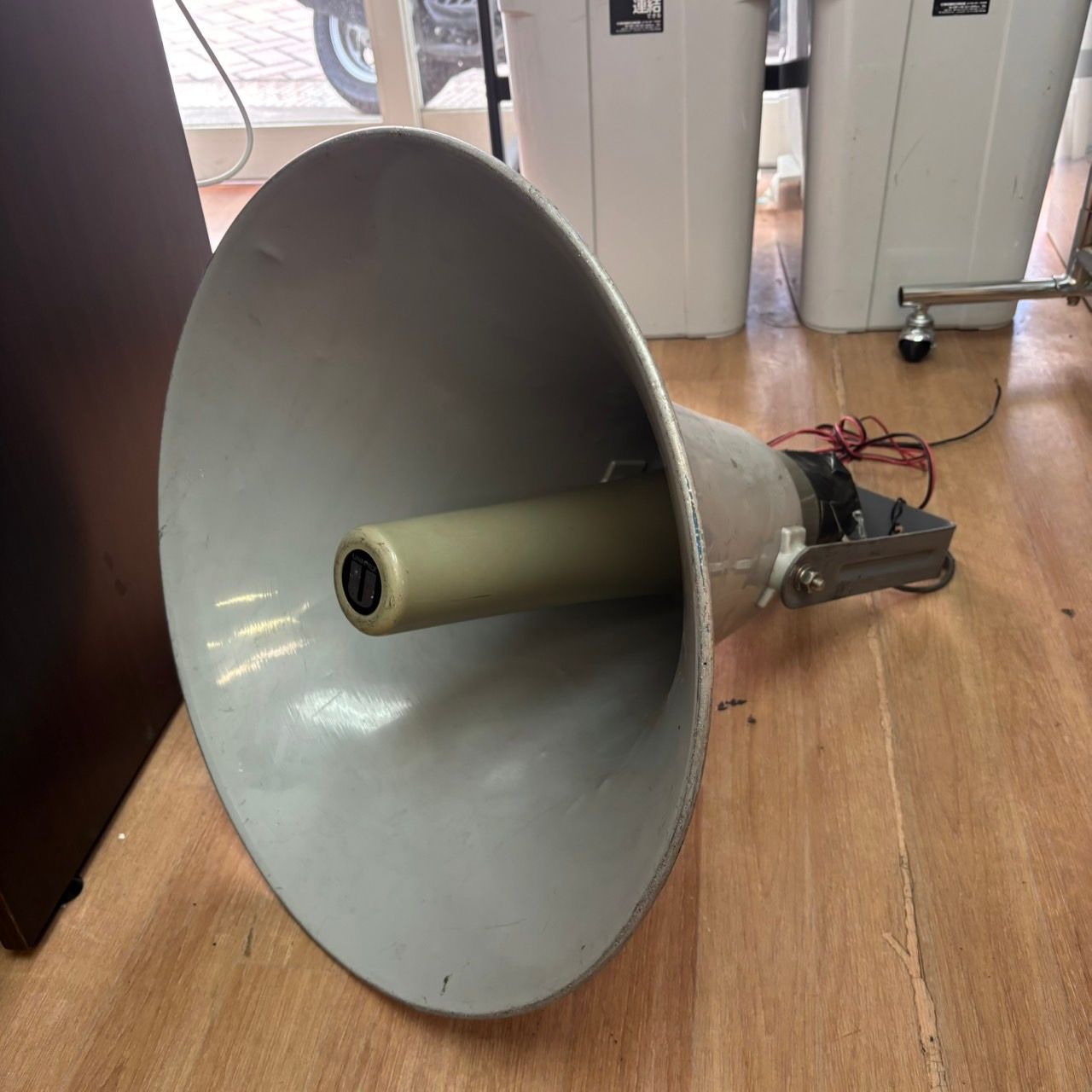 UNIーPEX ユニペックス ホーンスピーカー 25W 直径51cm UNIーPEX ユニペックス ホーンスピーカー 25W 直径51cm Amazon.co.jp