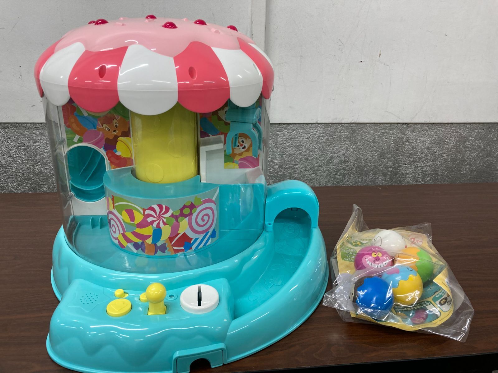 中古品】ディズニー なみなみボール とれるかな?!ドキドキクレーン 