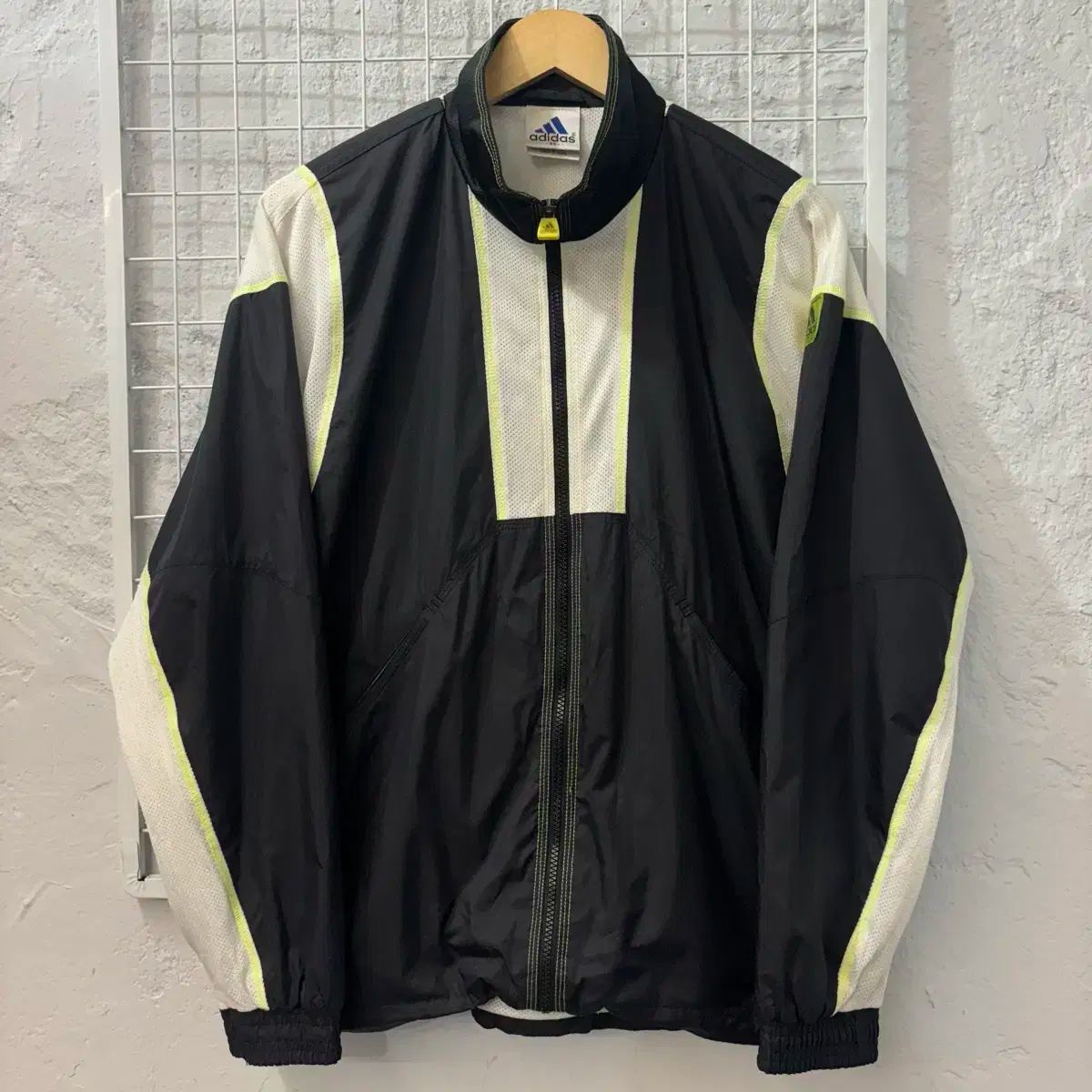 90s adidas アディダス オールドスクール 黒 白 ウインドブレーカー M