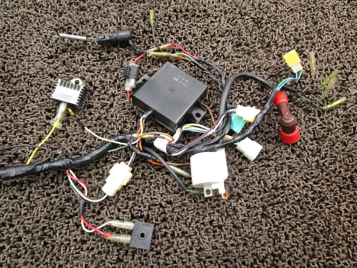 DT50 メインハーネス △A3499 CDI レギュレター イグニッションコイル NGK コイルキャップ 17W ヤマハ 5R2 キャブ車 6V