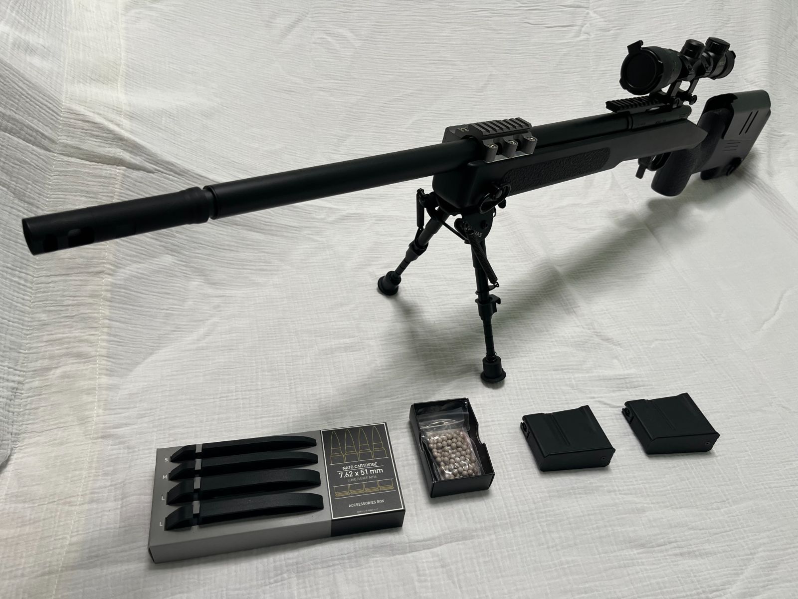 東京マルイ M40A5 ブラックストック ＋ スコープ＆バイポッド