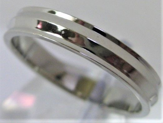 Pt900プラチナ リング指輪山型マリッジリング男女兼用 結婚指輪サイズ 