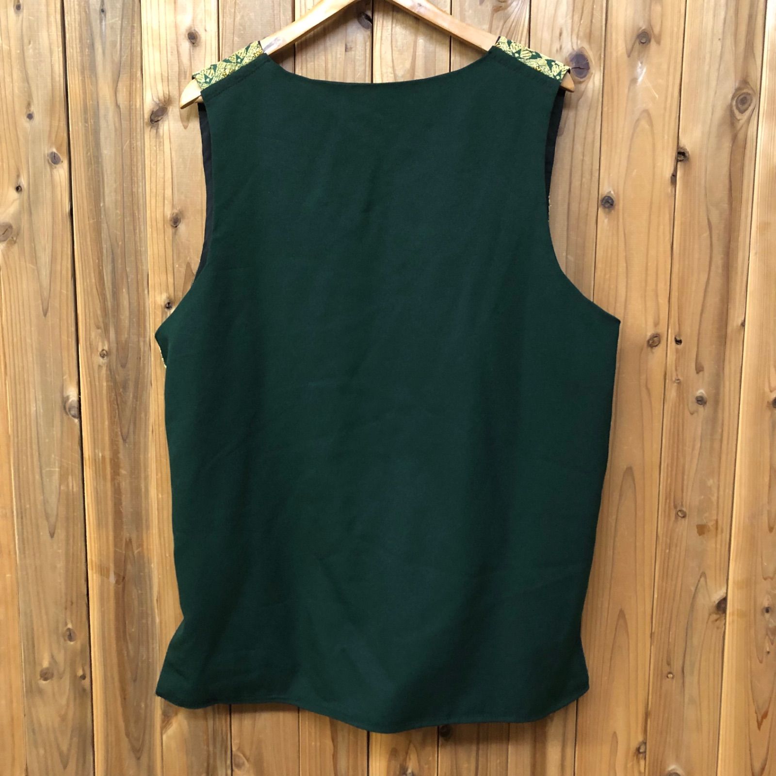 豪華刺繍 Ｖネック