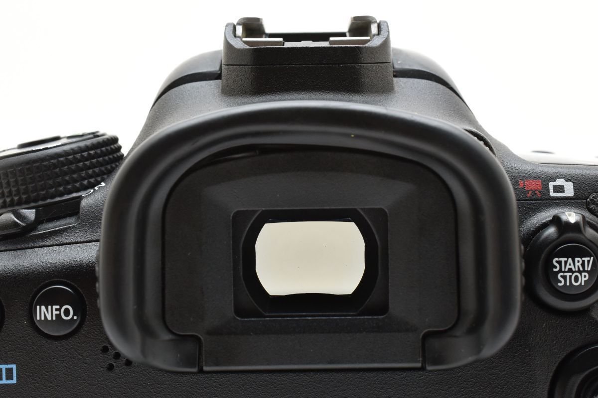 Canon EOS 7D II 充電器付き AA4123#134 - メルカリ