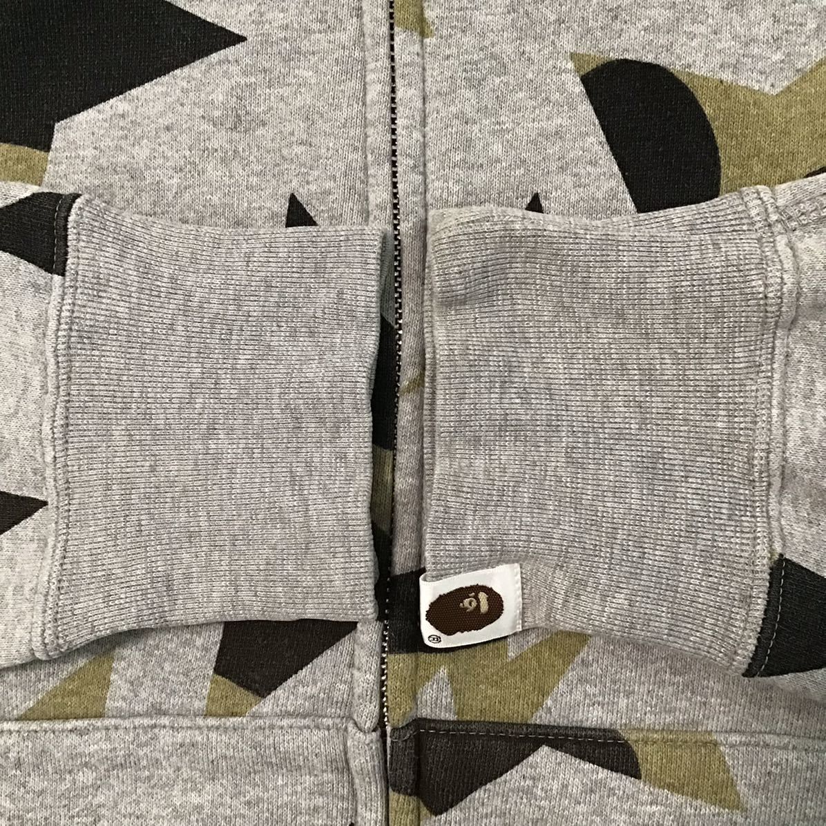 A BATHING APE エイプ ベイプスタ 星柄 ジップパーカー グレー L A BATHING APE アベイシングエイプ BAPE STA LOGO フルジップ