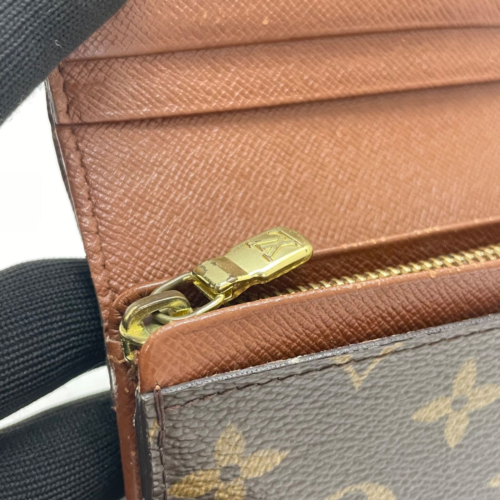 モノグラム 折り財布