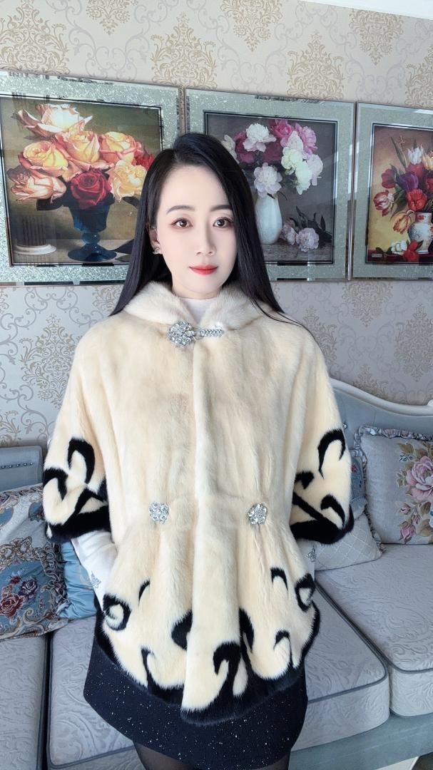 優しい雰囲気の大判ミンクファーケープポンチョ毛皮ファー