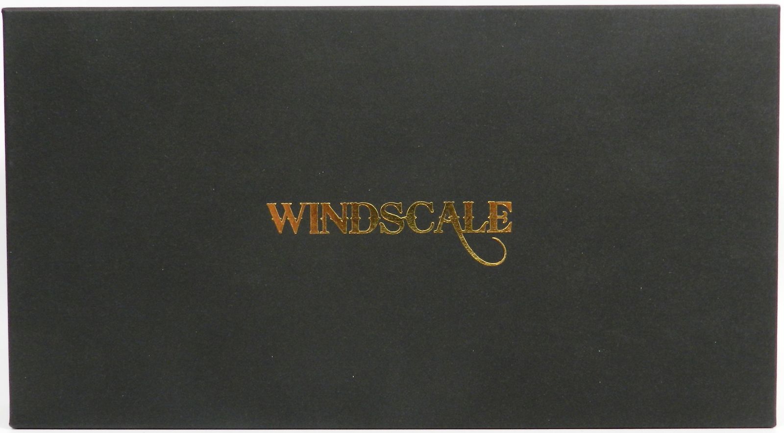 Шバンダイ 仮面ライダーW ウインドスケール レザーロングウォレット 紫×黒 仮面ライダーW WIND SCALE 本革ラウンド長財布【ファング