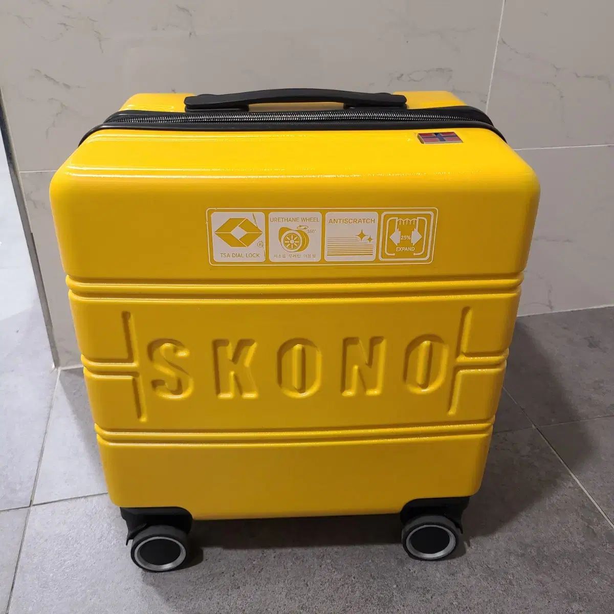 TUMI トゥミ キャリーケース アルファスリー 2203616 D3
