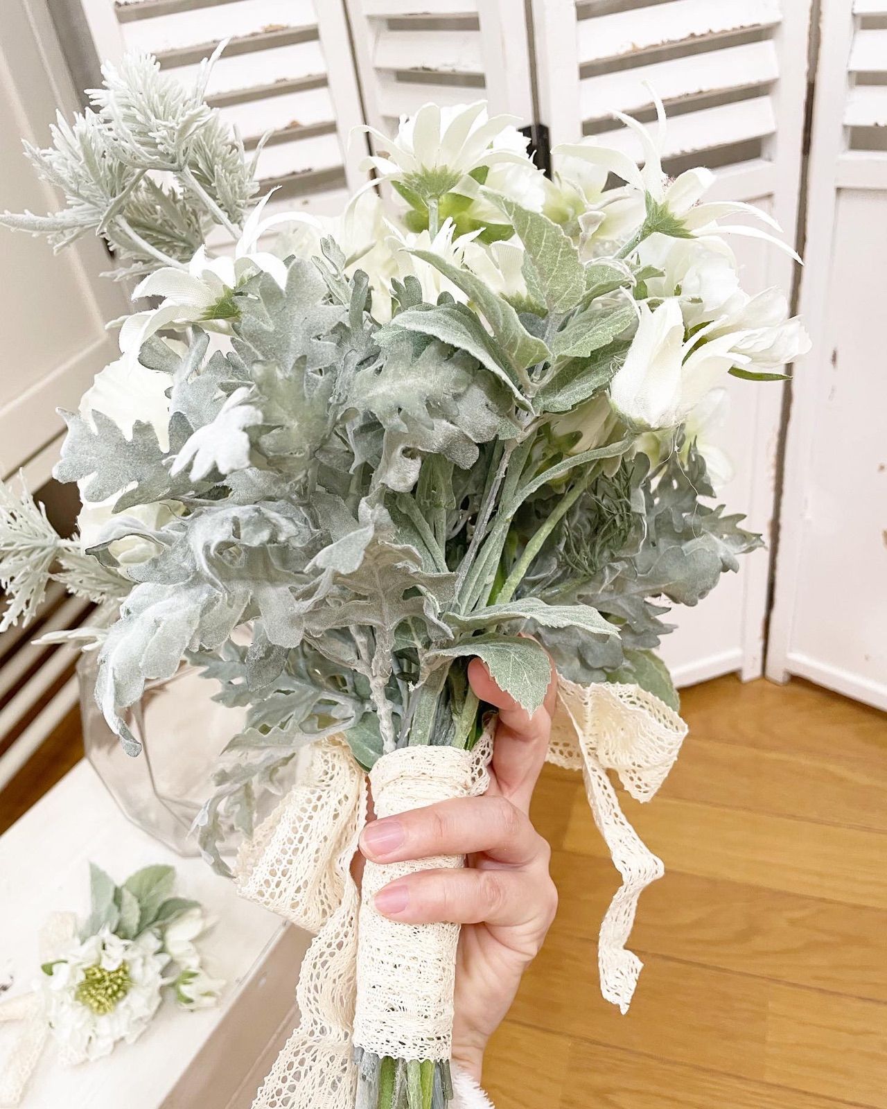 ウェディングブーケ クラッチブーケとブートニア ブートニアセット