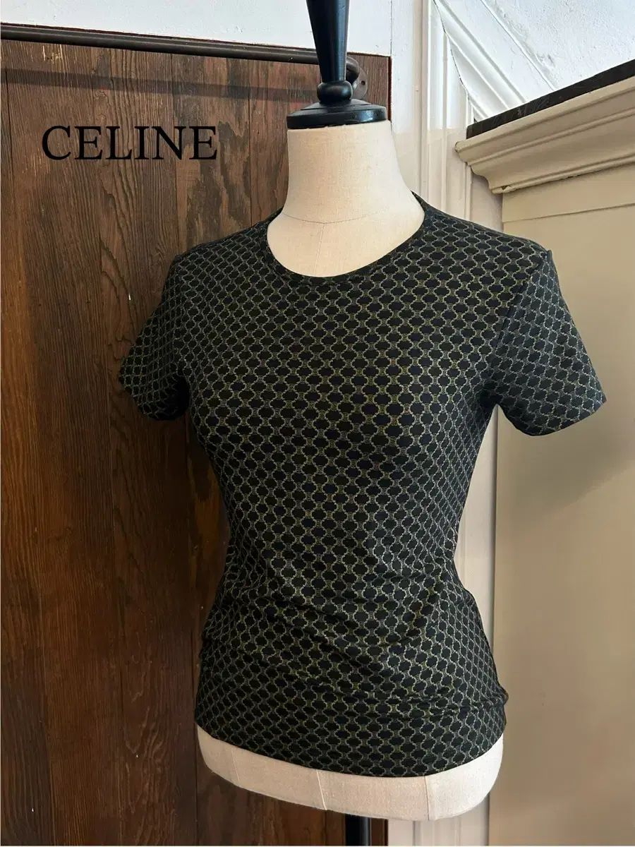 Celine セリーヌ トリオープ Tシャツ
